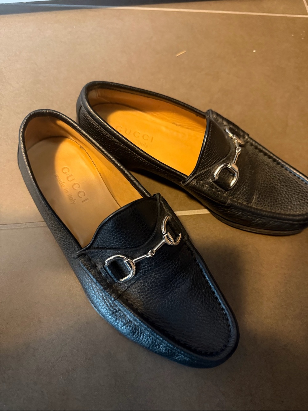 Gucci Men’s Black Leather Horsebit Loafers